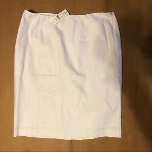 New York and Company white pencil skirt NWT